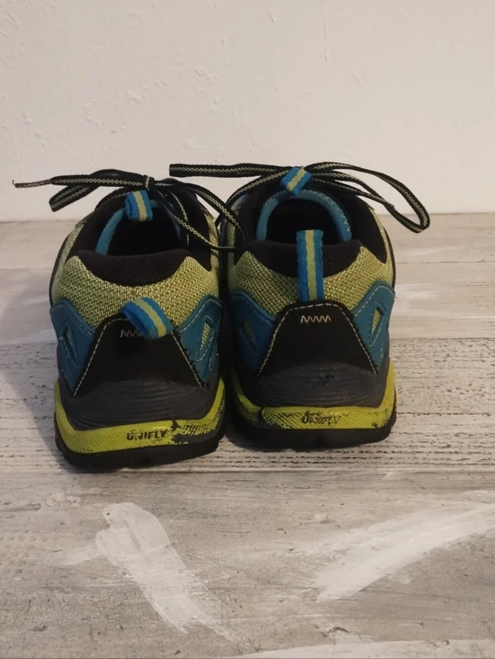merrell capra sport hiking shoe( U.S.A size 10.5men) black and lime green used